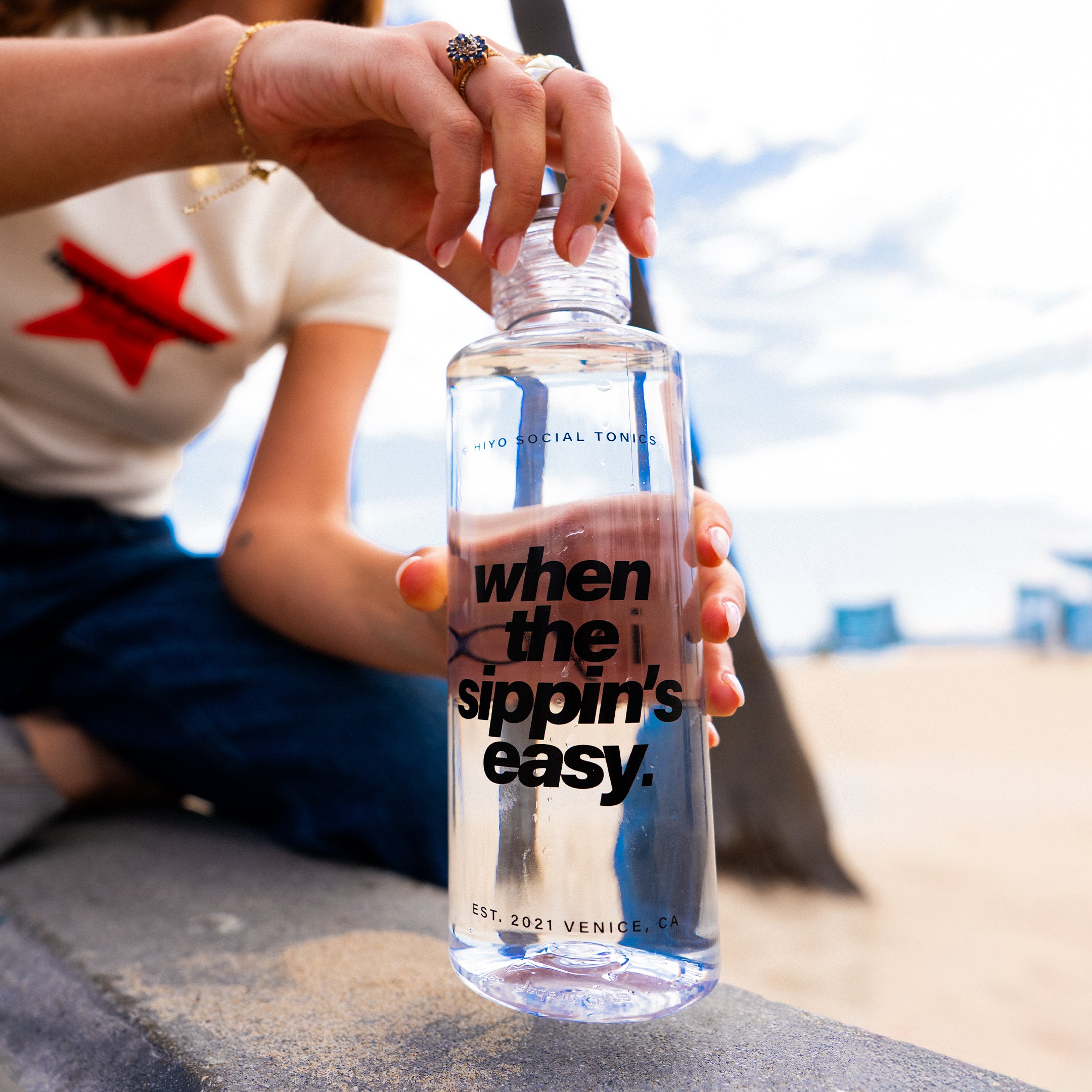 hiyo-summer-merch-water-bottle-3-lifestyle.jpg